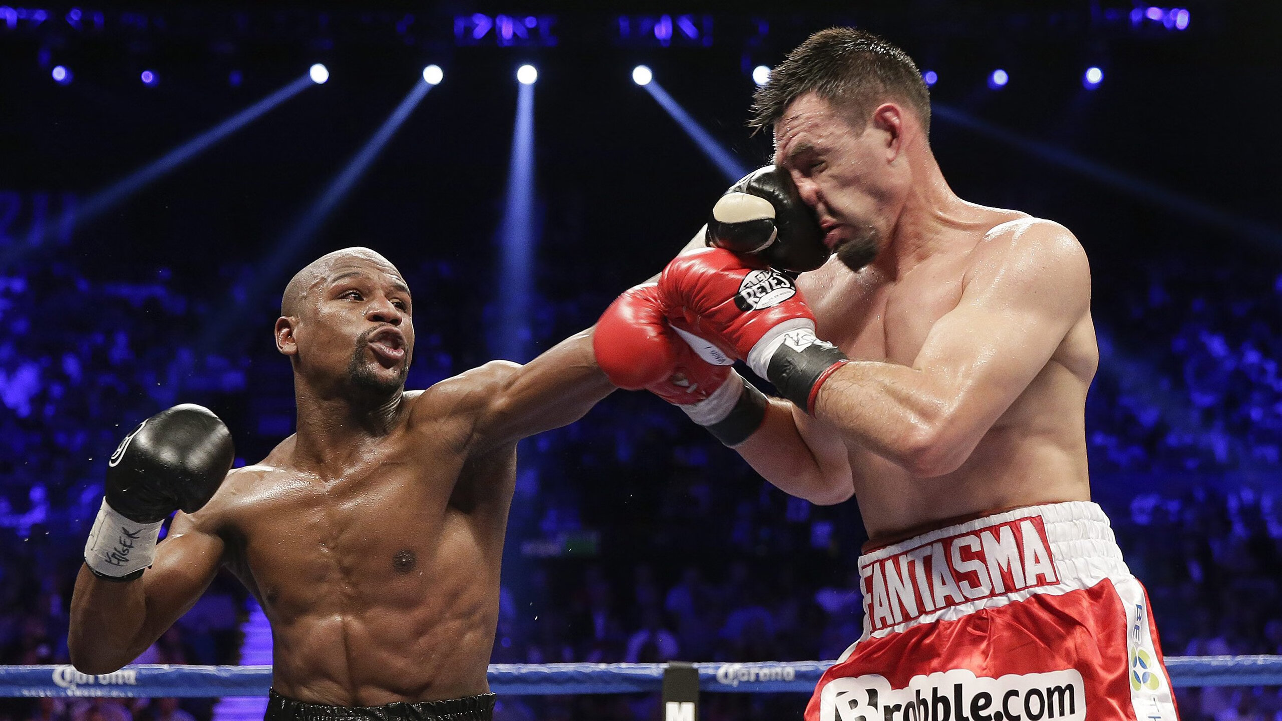 职业联赛增加多视角直播画面提升技术分析深度,多角度看赛场直播