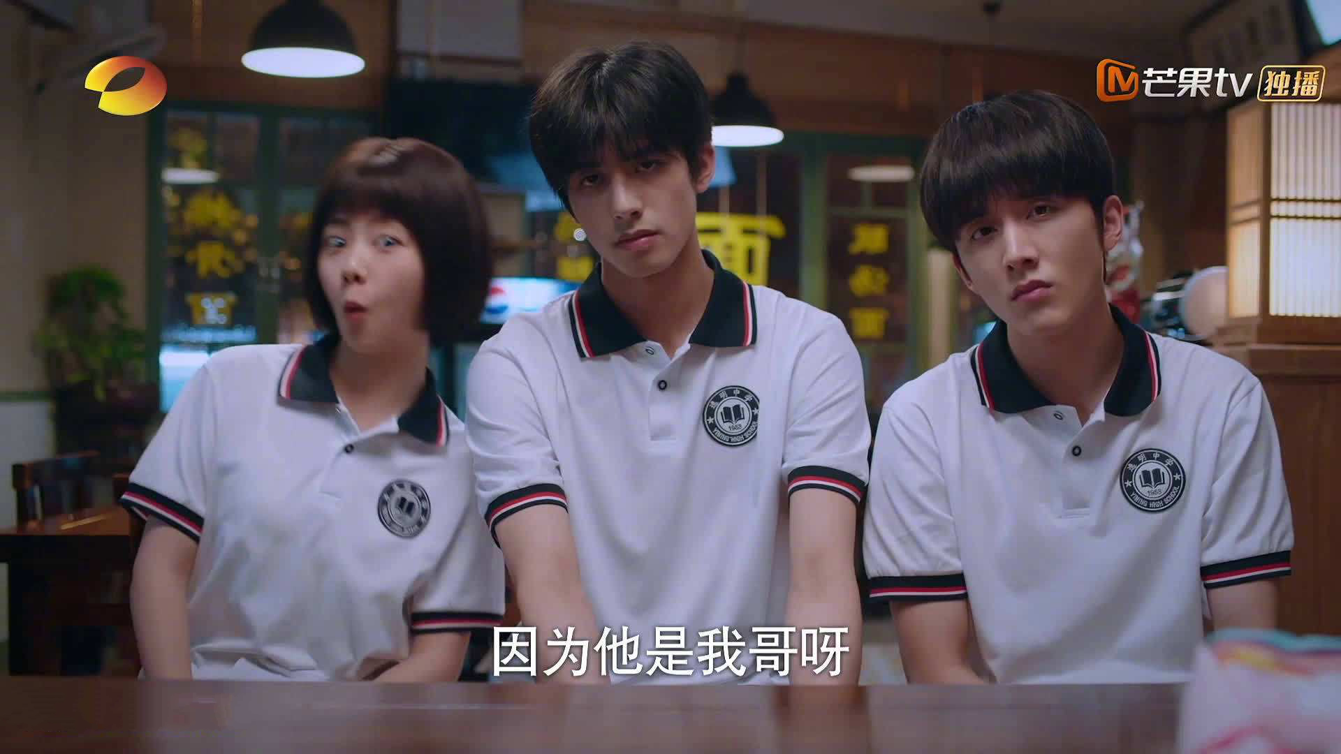 _东契奇压哨绝杀,独行侠险胜篮网_,东契奇与独行侠签约